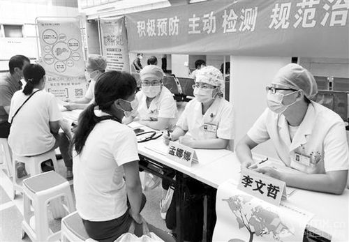開(kāi)展義診咨詢(xún)健康宣教服務(wù)活動(dòng) 守護(hù)社區(qū)健康新篇章